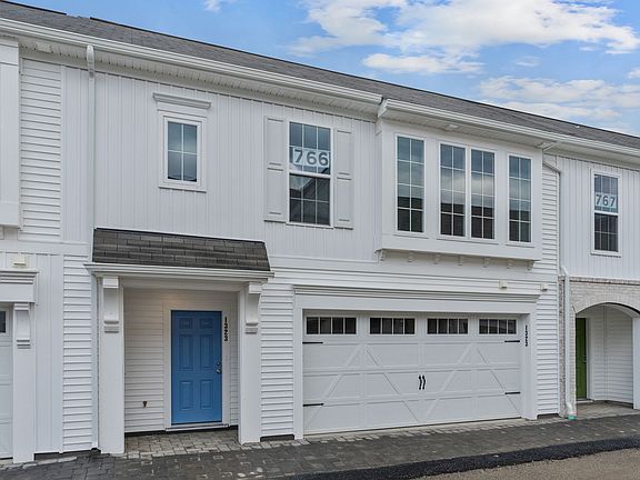 2nd image of 1323 Carnegie Way