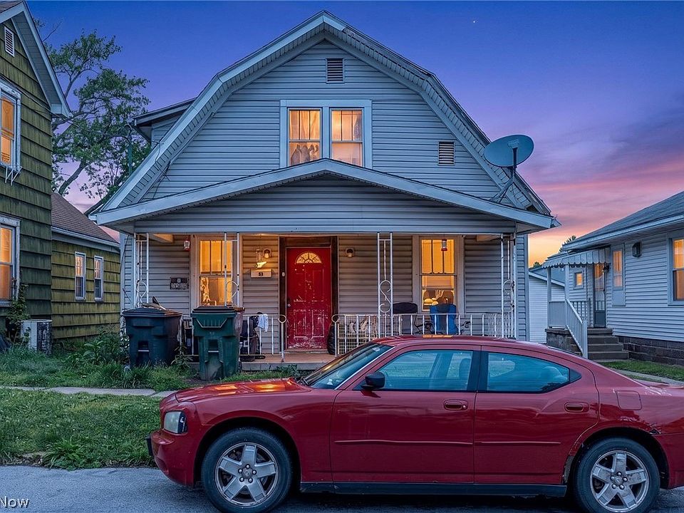 1st image of 217 Hunts Ave