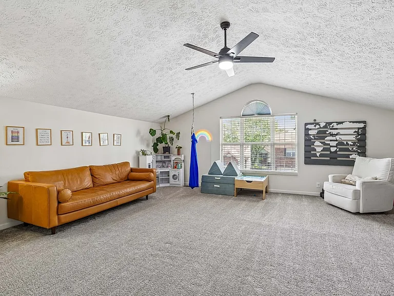 3529 Thornehill Dr — Photo 19