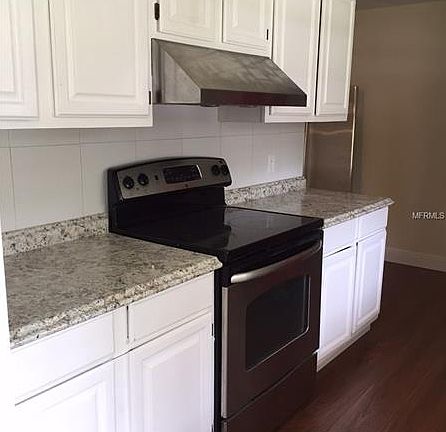 4th image of 230 W Holly Dr
