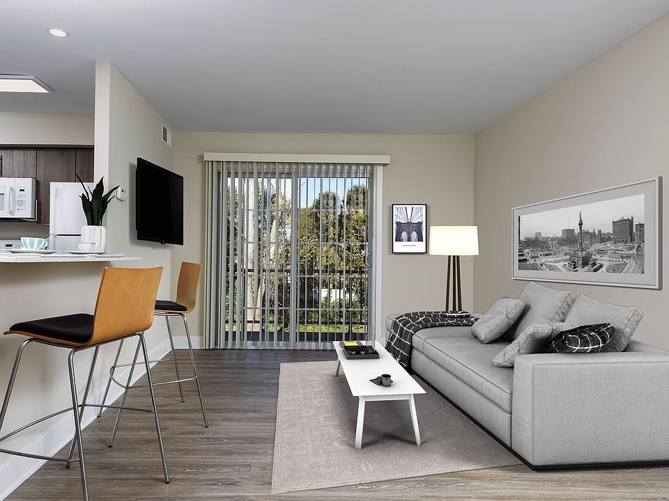 Castlebrook Apartments 550 S Dupont Pkwy New Castle DE Zillow