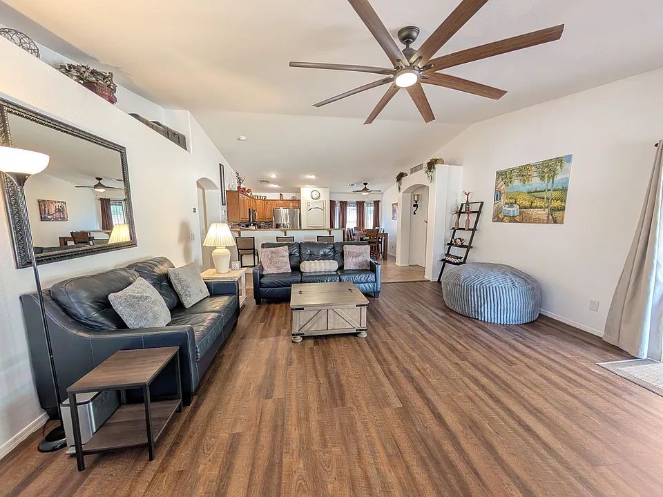 14216 W Larkspur Dr