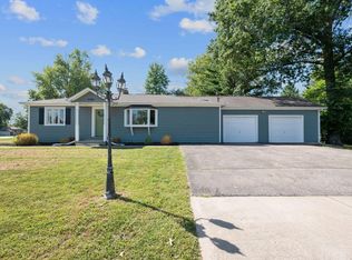 9989 Columbia Rd, Loveland, OH 45140