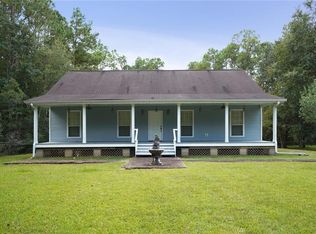 23070 Delery St, Mandeville, LA 70471