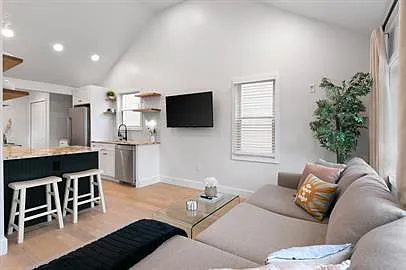95 W Annabelle Ave — Photo 3