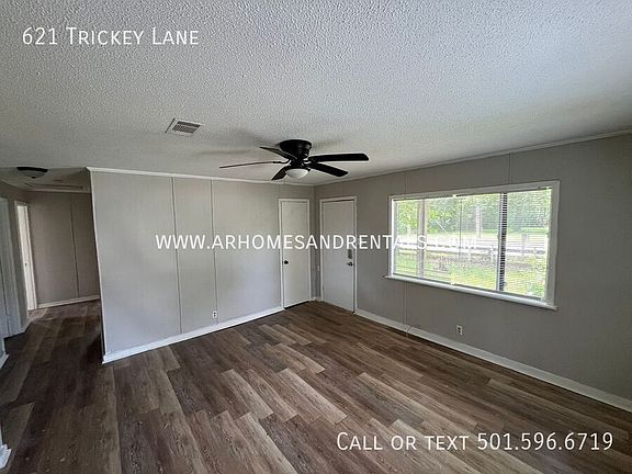 2nd image of 621 W Trickey Ln