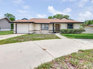8484 Heather Blvd, Weeki Wachee, FL 34613