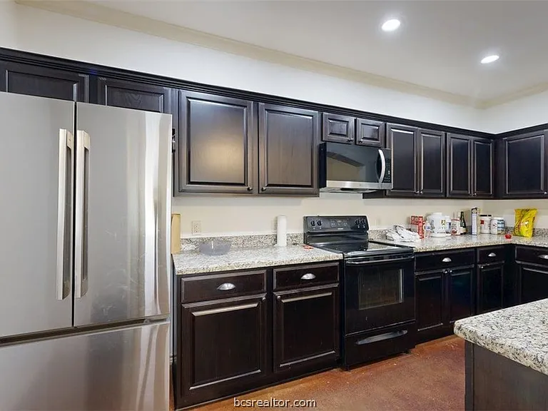 413 Hayes Ln #C & D — Photo 5