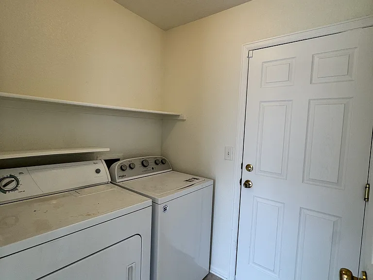 2444 E 127th Pl — Photo 9