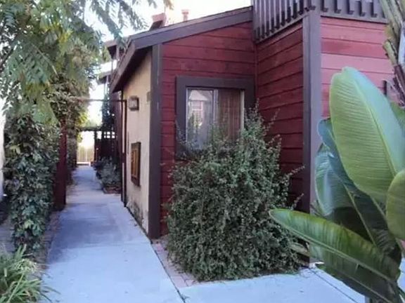 3rd image of 4794 35th St APT 202