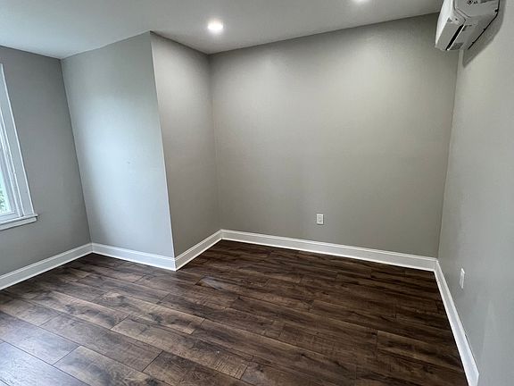 2nd image of 2600 Maryland Ave APT C