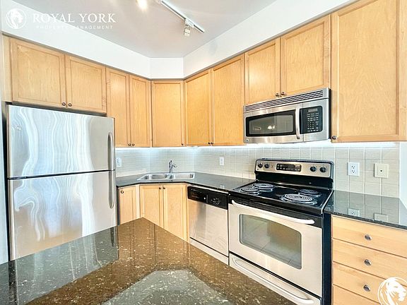 3rd image of 225 Webb Dr #305