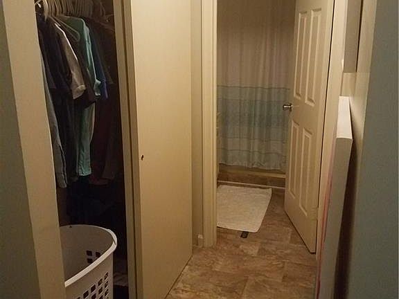 3rd image of 454 Babbling Brook Dr