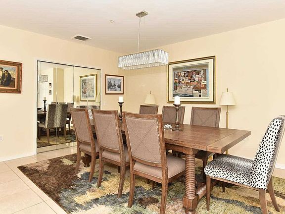 5th image of 100 Harbor View Dr APT 107
