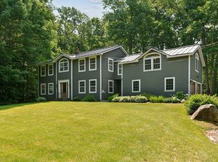 756 Pond Rd, Manchester, ME 04351