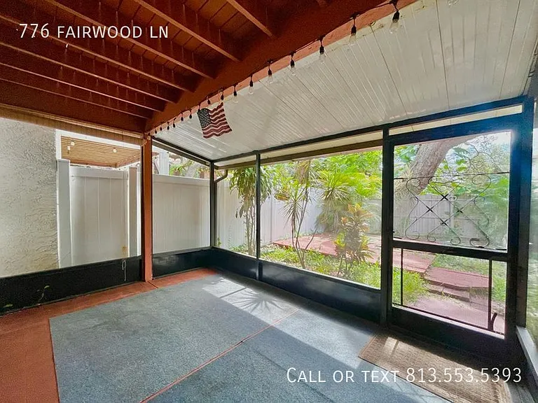 776 Fairwood Ln — Photo 11