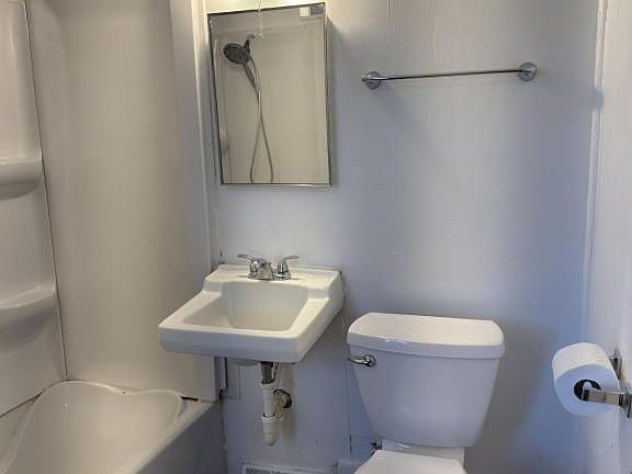 5th image of 5304 Hollis Ave