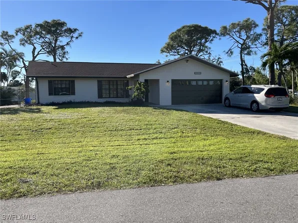 5821 Linden Ln, Bokeelia, FL 33922