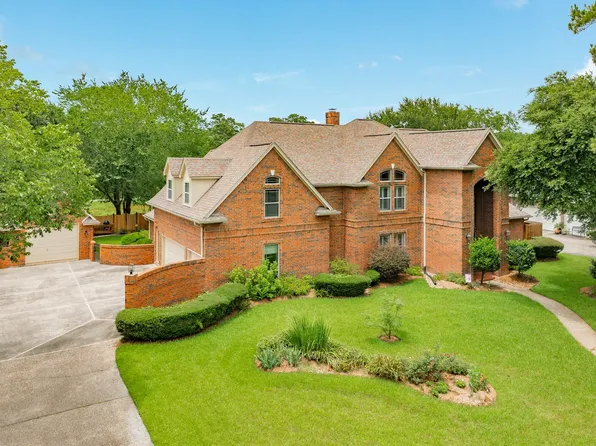 14618 Sandy Creek Dr, Houston, TX 77070