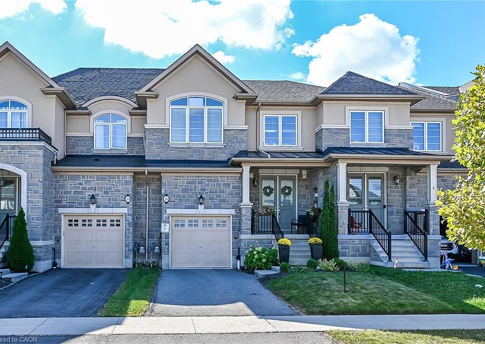 1st image of 8 Callon Dr