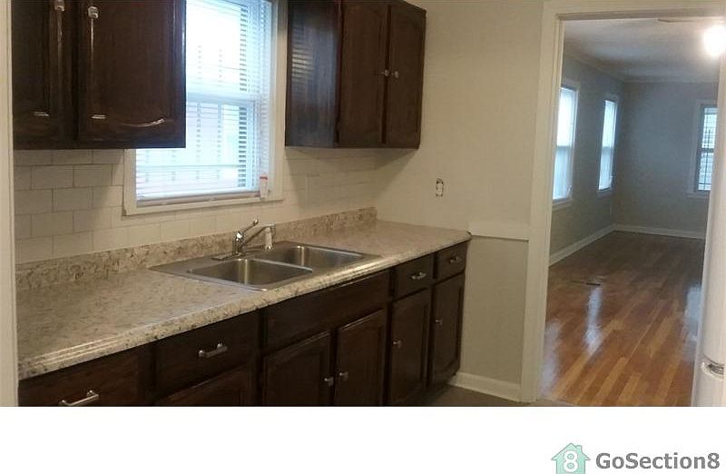 2nd image of 5815 Olive St
