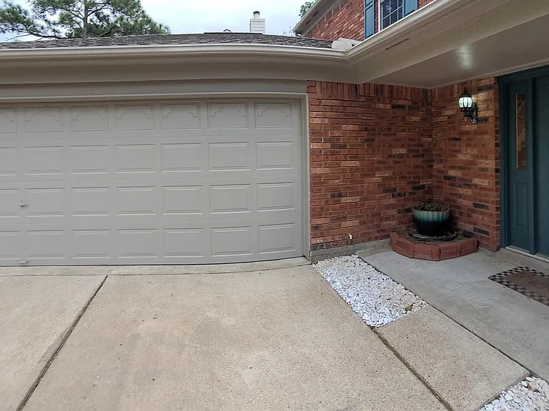 16911 Elmwood Glen Ct — Photo 23