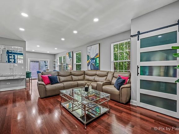 5th image of 512 Littleton Trl