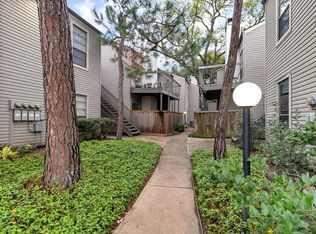 9707 Richmond Ave APT 31, Houston, TX 77042