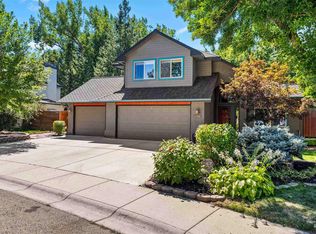 8084 W Arapaho Ct, Garden City, ID 83714