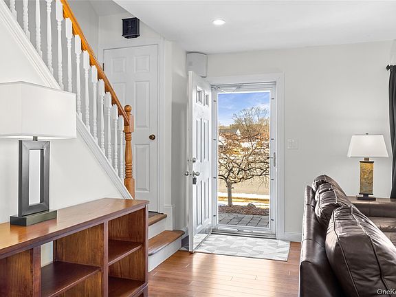 5th image of 193 Glen Summer Road