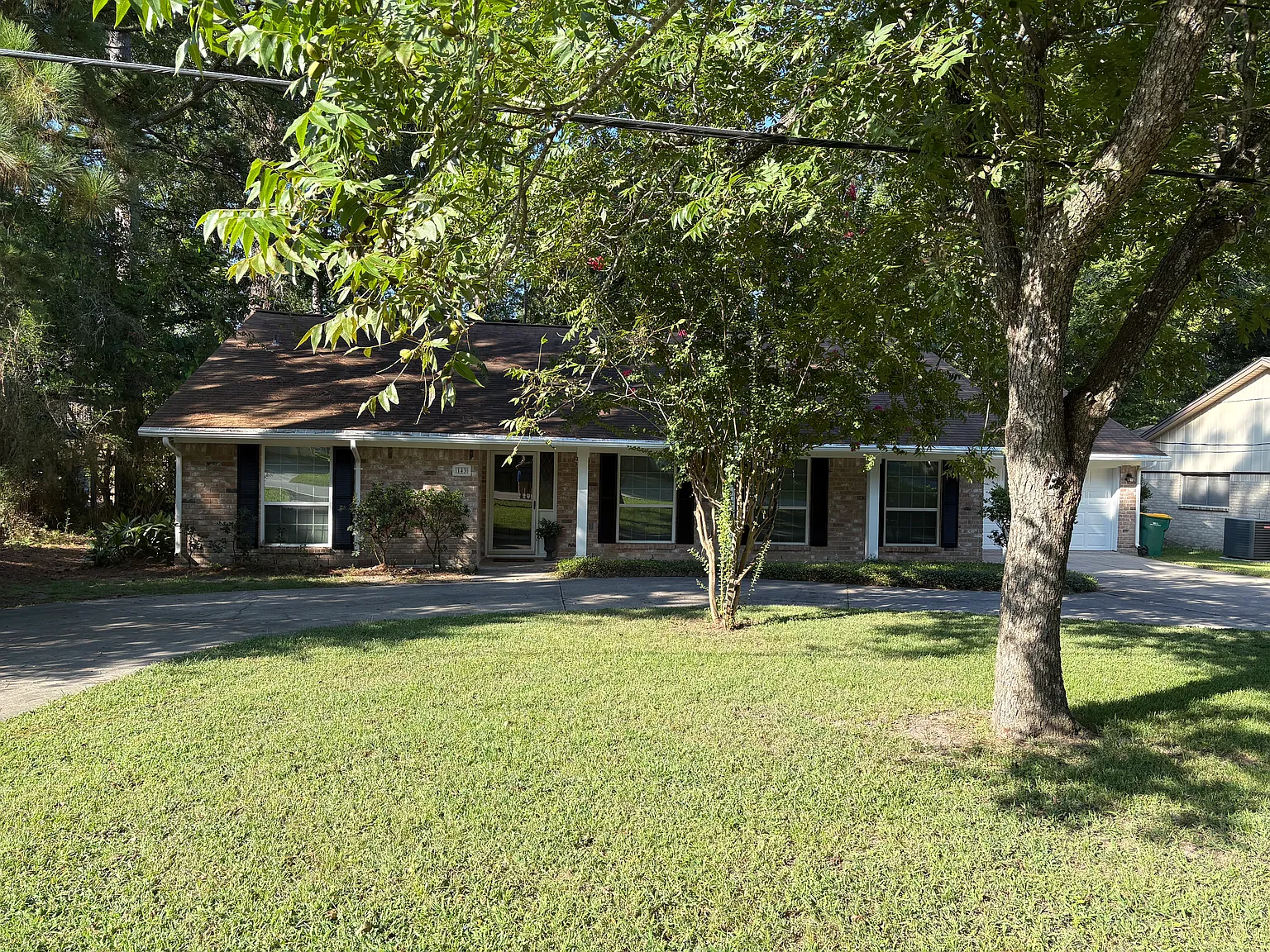 3 bed, 2029 sqft, $1,850 — Photo 2