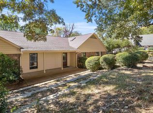 8141 Hunters Hill Cv, Olive Branch, MS 38654