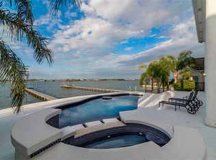 1016 Island Vw, Kemah, TX 77565