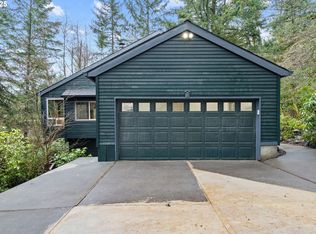 1 Walking Woods Dr, Lake Oswego, OR 97035