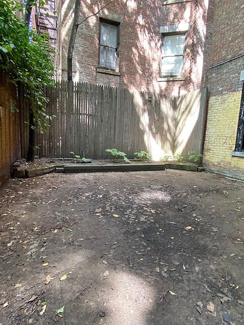 1st image of 301 W 105th St APT 1r