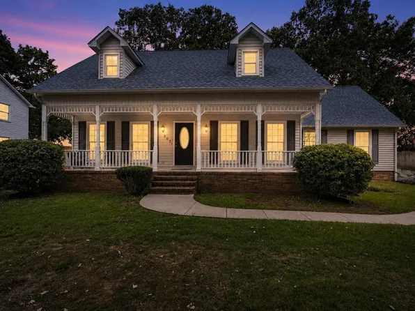 307 Marks Ave, Tullahoma, TN 37388