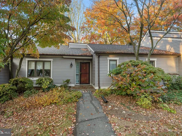 119 Chandler Dr, West Chester, PA 19380