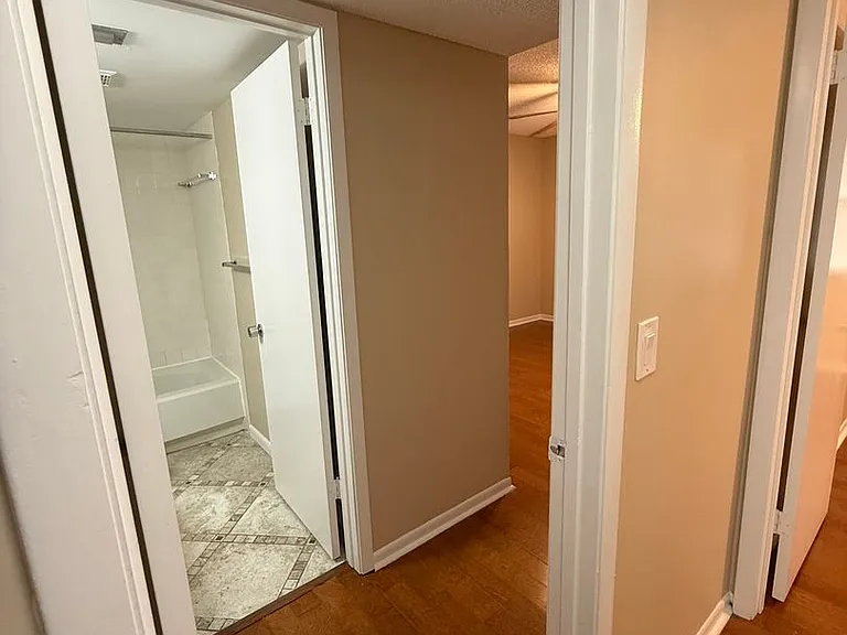 130 Jasmine Woods Ct #9D — Photo 48