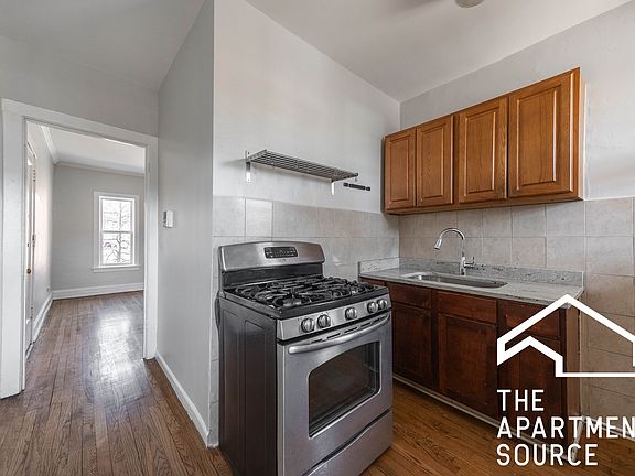 2nd image of 2659 N Spaulding Ave APT 123