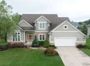 8769 Bethany Dr SW, Byron Center, MI 49315