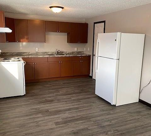 2nd image of 1648 5th St #7A