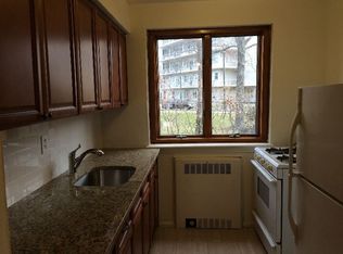 1760 Seminole Ave, Bronx, NY 10461
