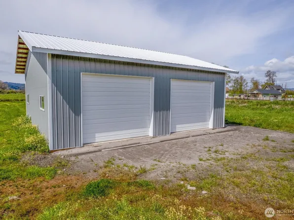 12 Hay Way, Cathlamet, WA 98612