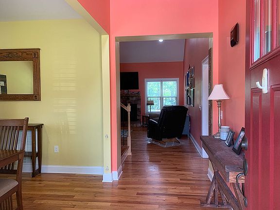 4th image of 205 Edens Oaks Ct