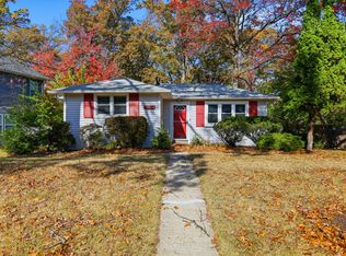 3901 Lawrence Ave, Kensington, MD 20895