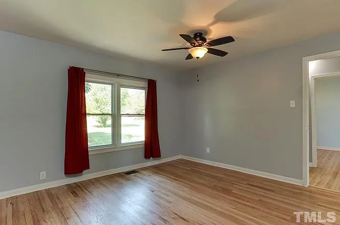 3409 Tryon Rd — Photo 7