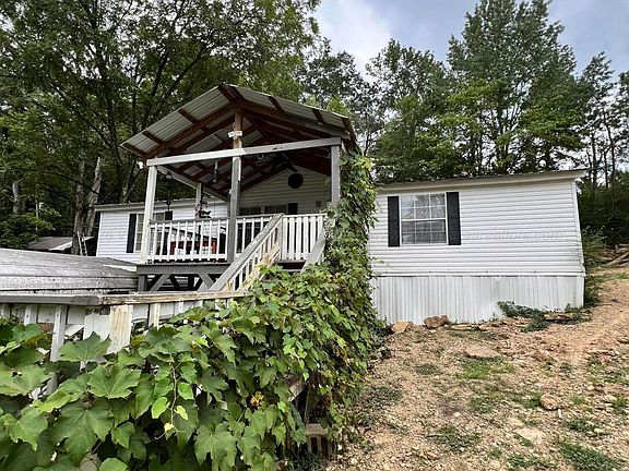 2nd image of 215 Gardners Gin Rd