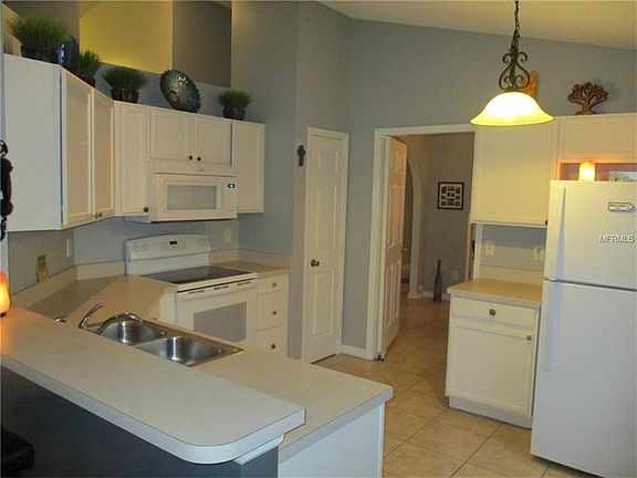 2nd image of 938 Copenhagen Way