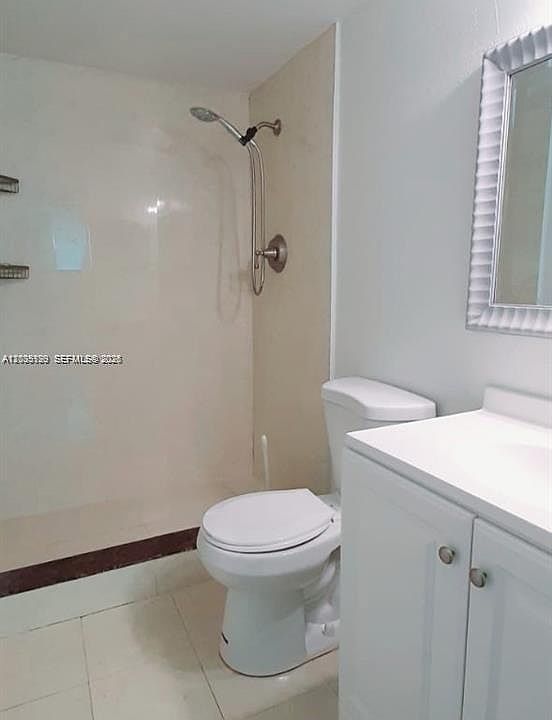 1st image of 1251 NE 108th St APT 423