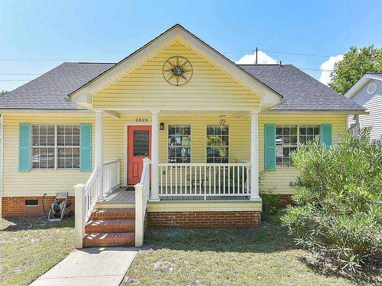 2823 Gadsden St — Photo 1